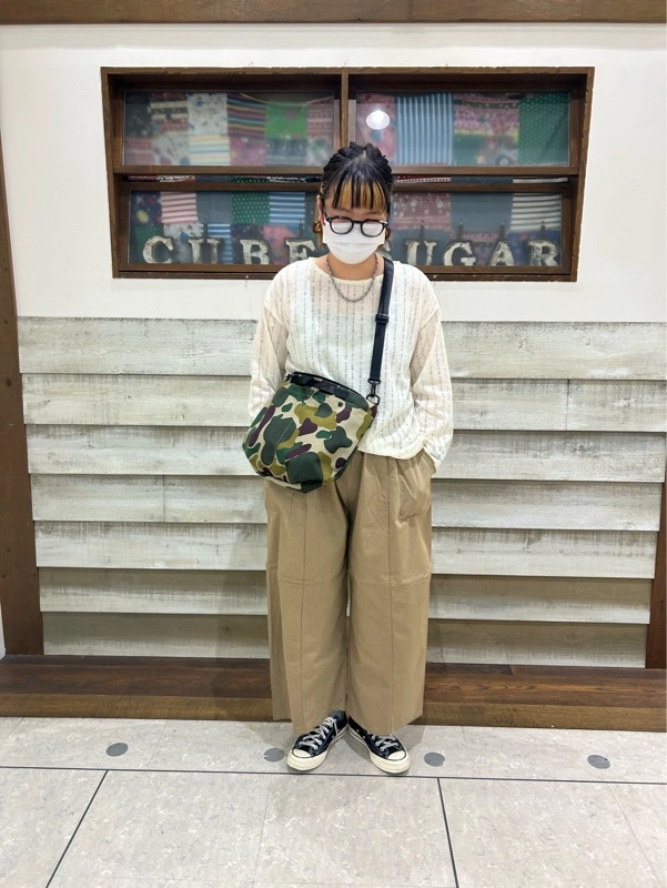 イージーワイドパンツ