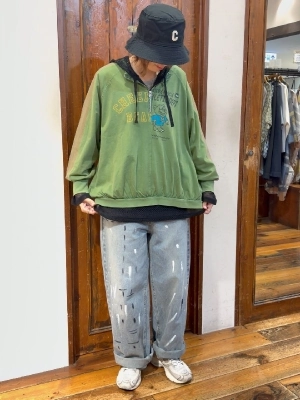 新作ハーフジップ
