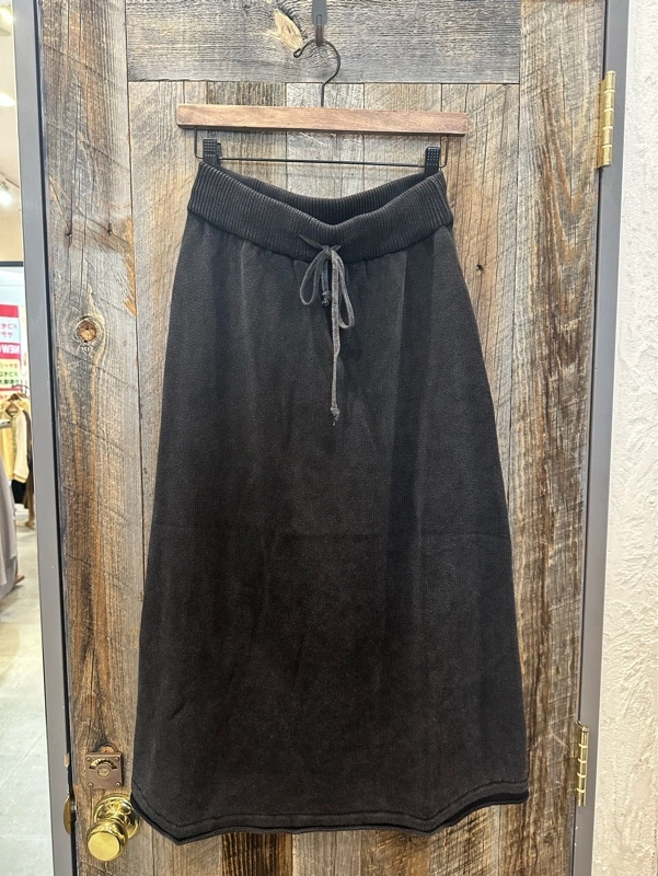 パウダー加工スカート