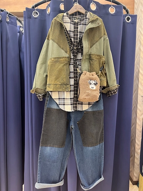 ネルチェックフリル付きビックシャツ