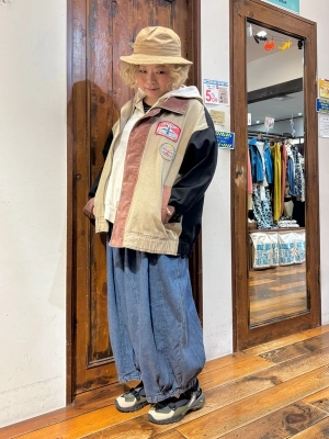 ワッペン付きジャケット