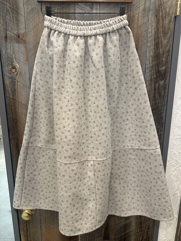 ウールライク小花柄イージースカート