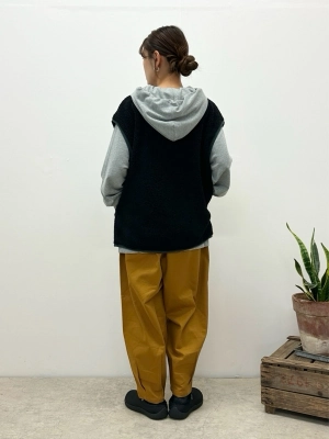 WEB限定アーモンドパンツ