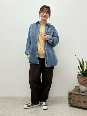 人気のデニムシャツ