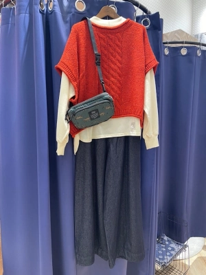 ネップ×タムヤーンケーブル柄ベスト