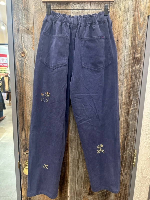 ピーチツイルクロスステッチテーパードパンツ